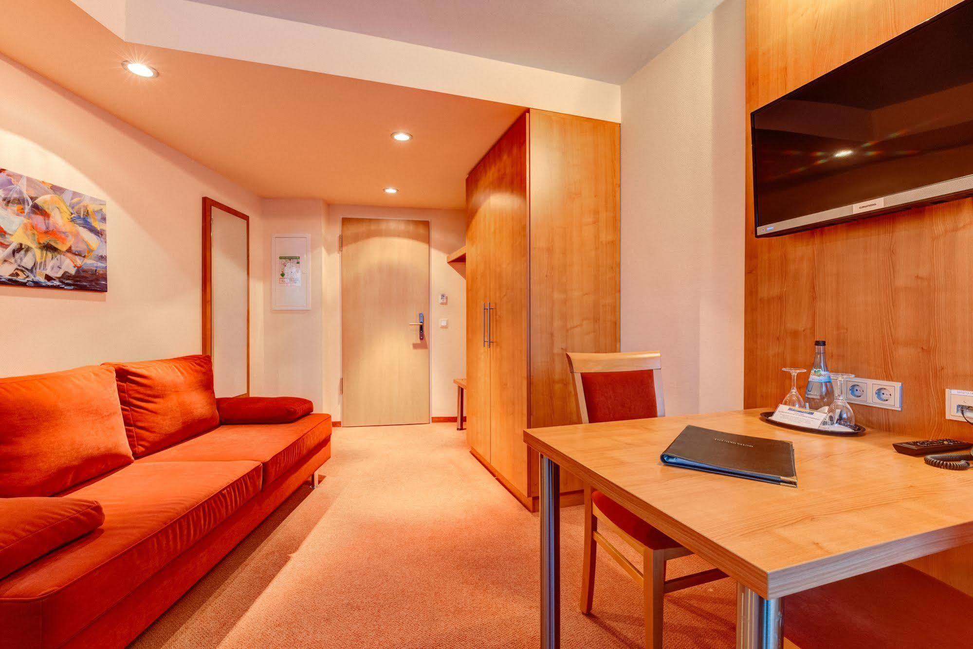 Bodensee Yachthotel Schattmaier 3* Кресброн